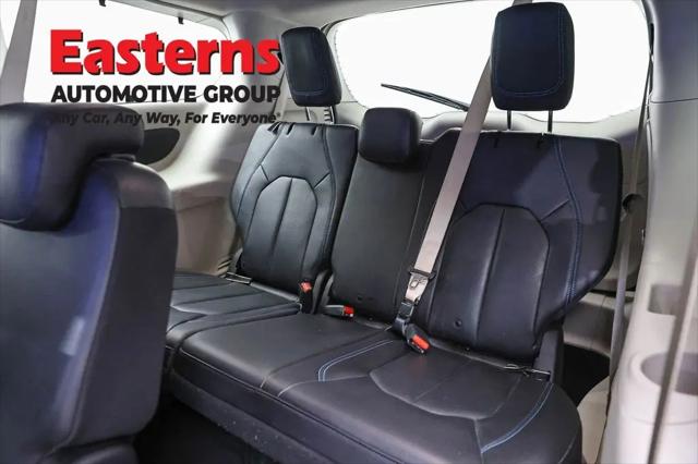 2021 Chrysler Pacifica Touring L
