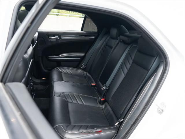 2023 Chrysler 300 300C