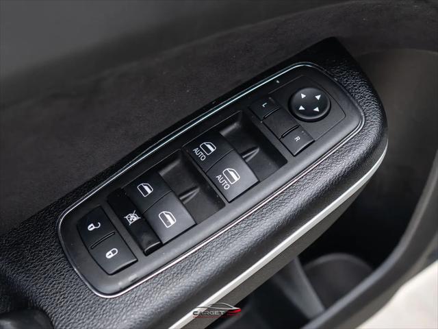 2023 Chrysler 300 300C