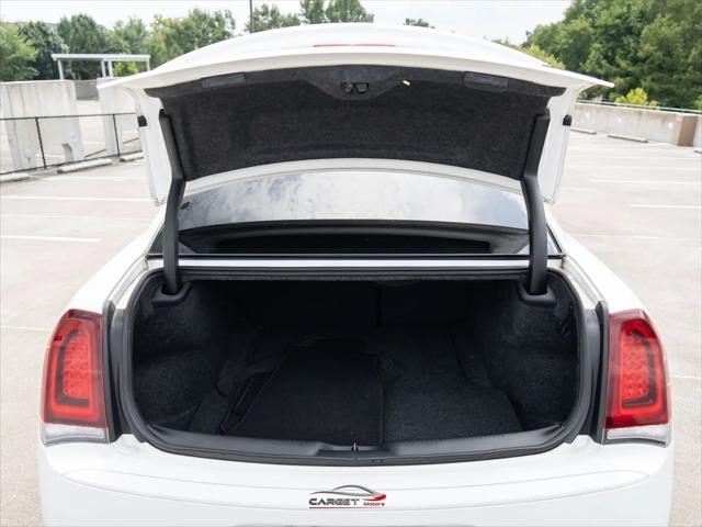 2023 Chrysler 300 300C