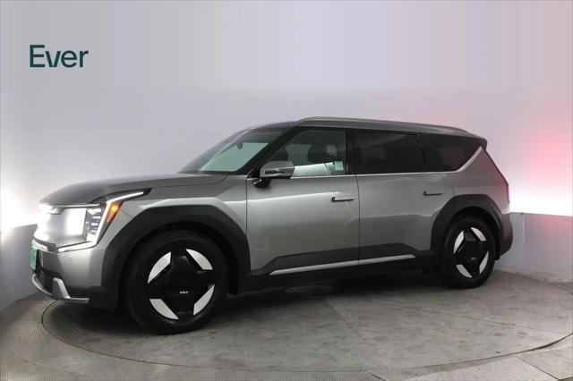 2024 Kia EV9 Wind
