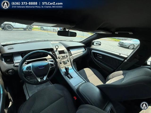 2016 Ford Taurus SEL