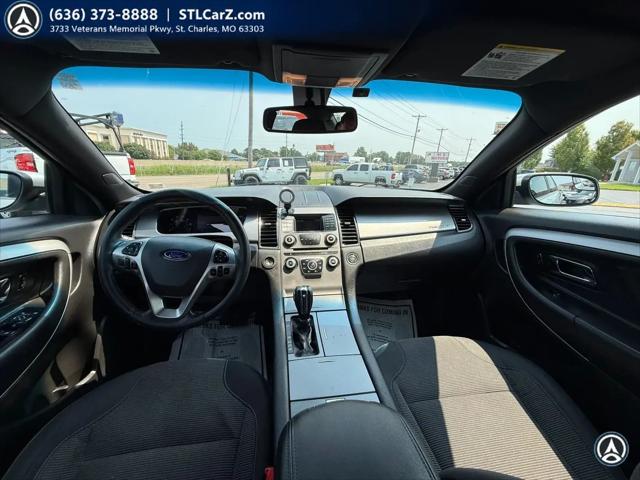 2016 Ford Taurus SEL