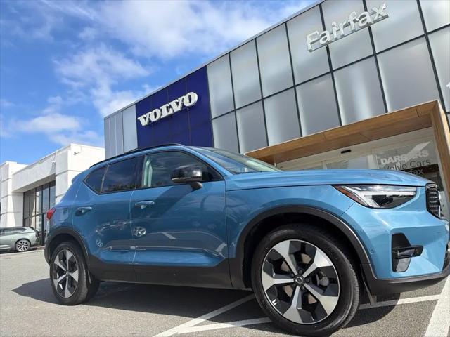 2025 Volvo XC40 B5 Plus Dark Theme for sale in Fairfax, VA