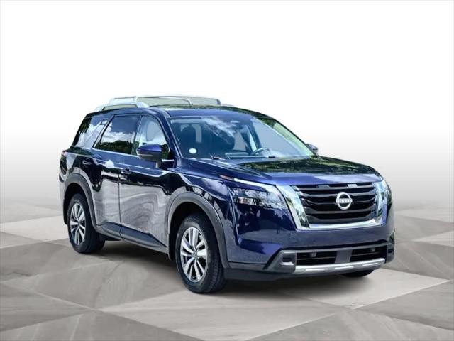 2025 Nissan Pathfinder SL 4WD
