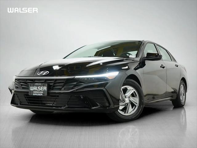 2024 Hyundai Elantra SE for sale in Coon Rapids, MN