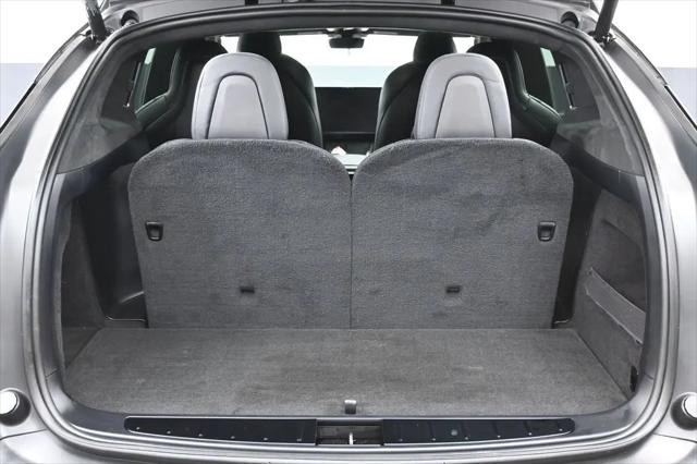 2022 Tesla Model X Plaid Tri Motor All-Wheel Drive