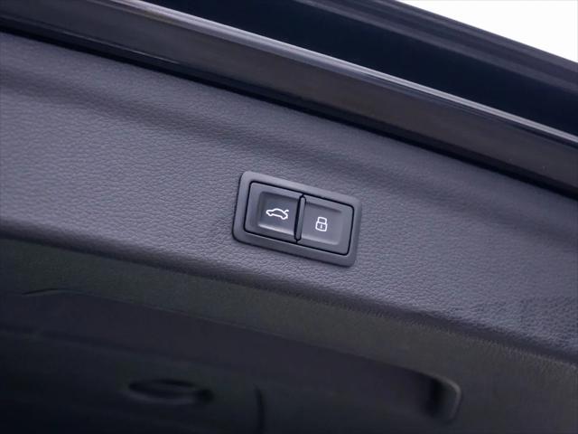 2021 Audi Q3 Premium Plus 45 TFSI S line quattro Tiptronic