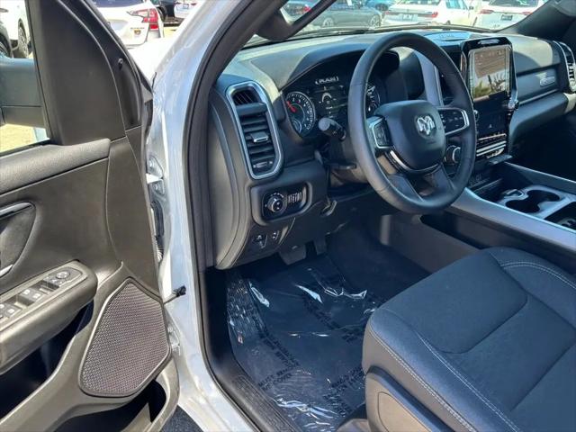 2025 Ram 1500 Big Horn Crew Cab 4x4 6'4" Box