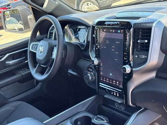 2025 Ram 1500 Big Horn Crew Cab 4x4 6'4" Box