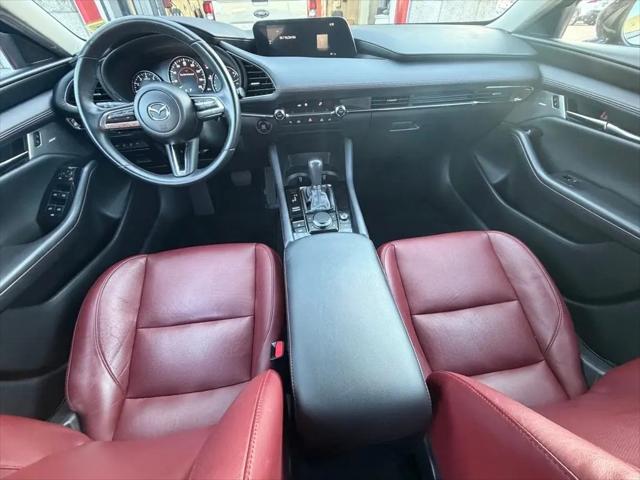 2023 Mazda Mazda3 2.5 S Carbon Edition