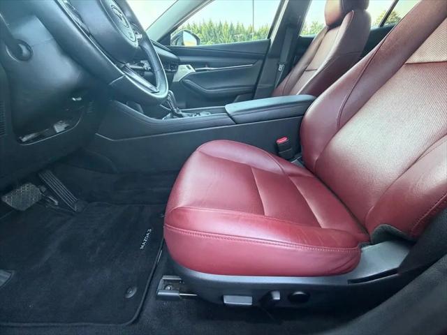 2023 Mazda Mazda3 2.5 S Carbon Edition