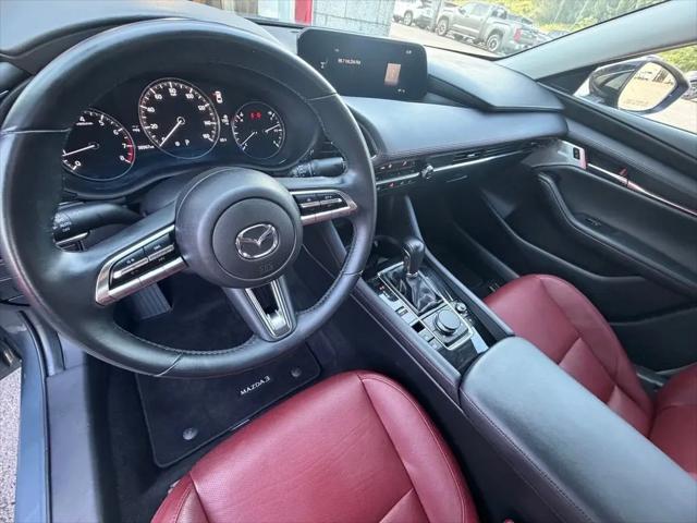 2023 Mazda Mazda3 2.5 S Carbon Edition