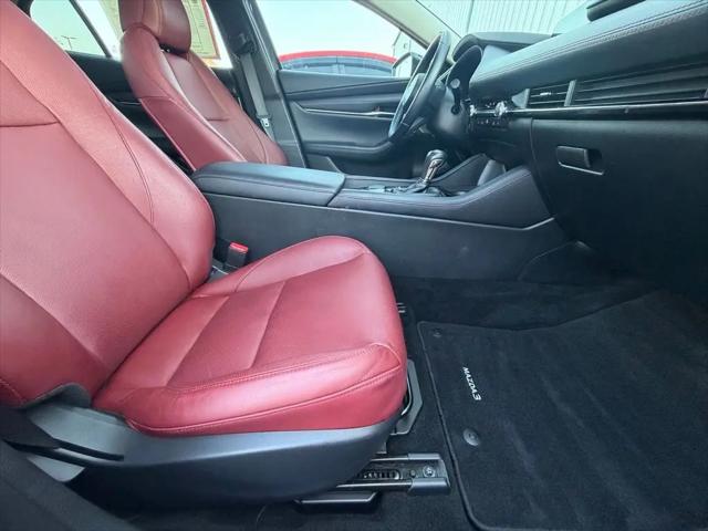 2023 Mazda Mazda3 2.5 S Carbon Edition