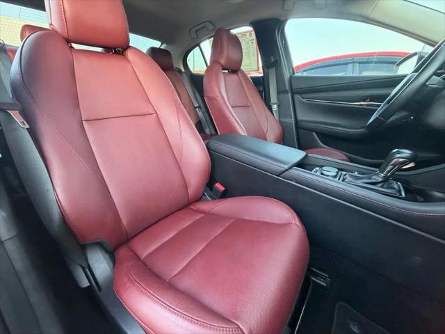 2023 Mazda Mazda3 2.5 S Carbon Edition