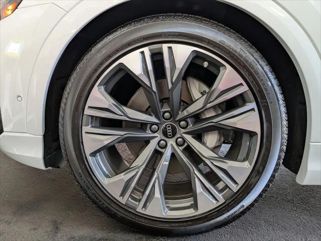 2026 Audi Q8 Premium Plus 55 TFSI quattro Tiptronic