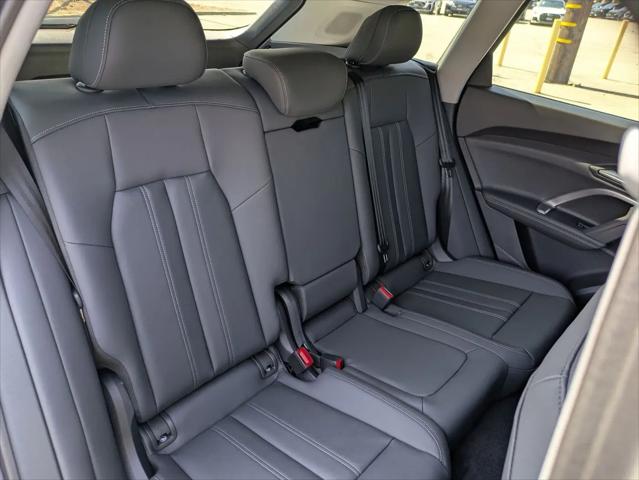 2026 Audi Q5 Premium TFSI quattro S tronic