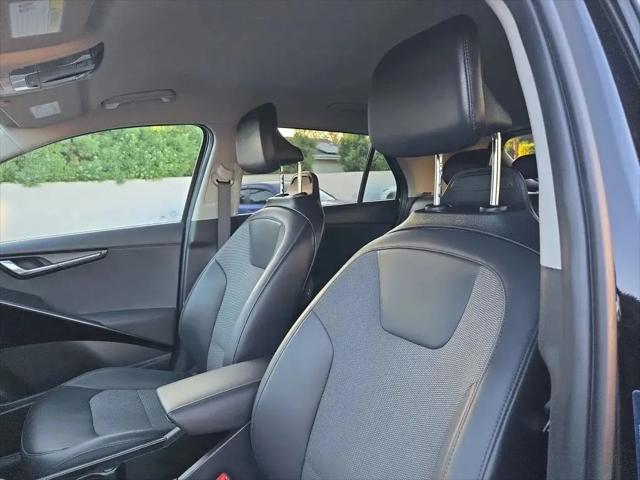2025 Kia Niro EX