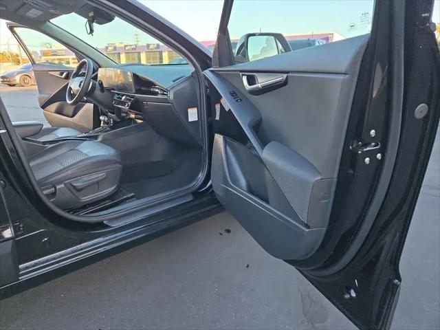 2025 Kia Niro EX