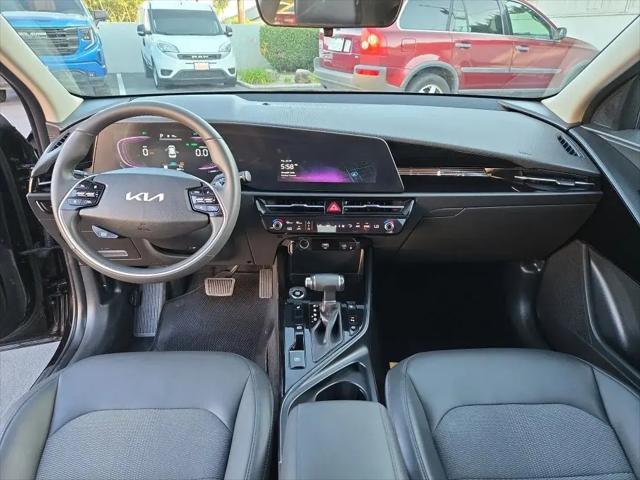 2025 Kia Niro EX