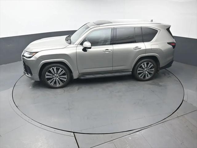 2023 Lexus LX Luxury