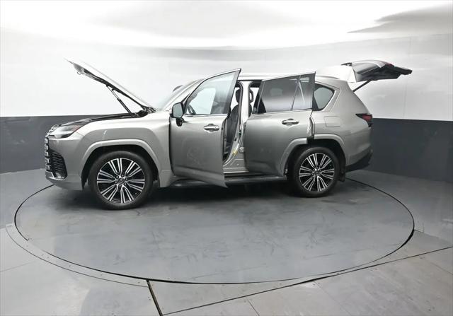 2023 Lexus LX Luxury