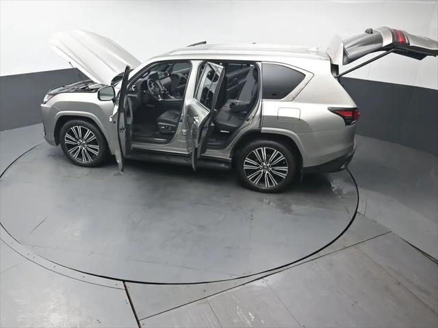 2023 Lexus LX Luxury