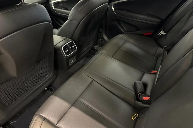 2026 Genesis G70 2.5T RWD
