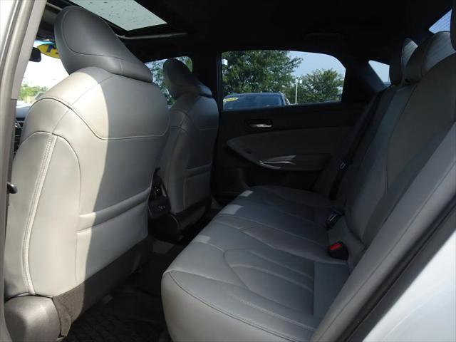 2021 Toyota Avalon XLE