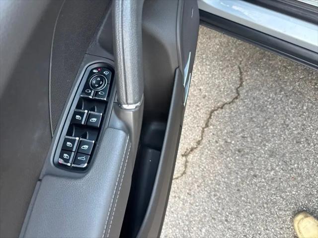 2017 Porsche Cayenne Platinum Edition
