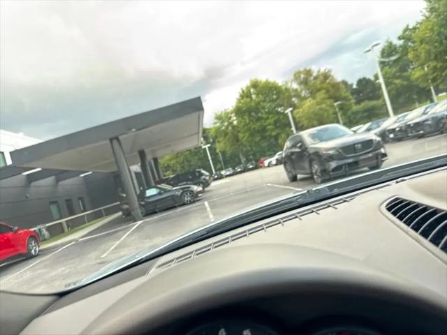 2017 Porsche Cayenne Platinum Edition