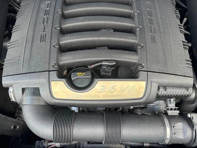 2017 Porsche Cayenne Platinum Edition