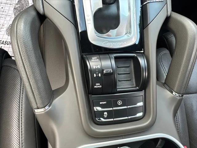 2017 Porsche Cayenne Platinum Edition
