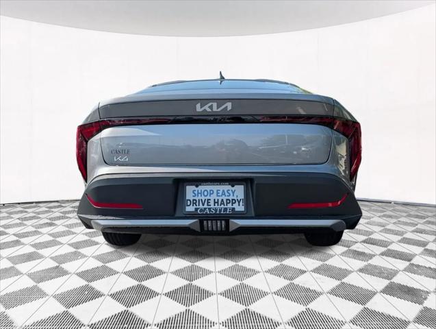 2026 Kia K4 LXS