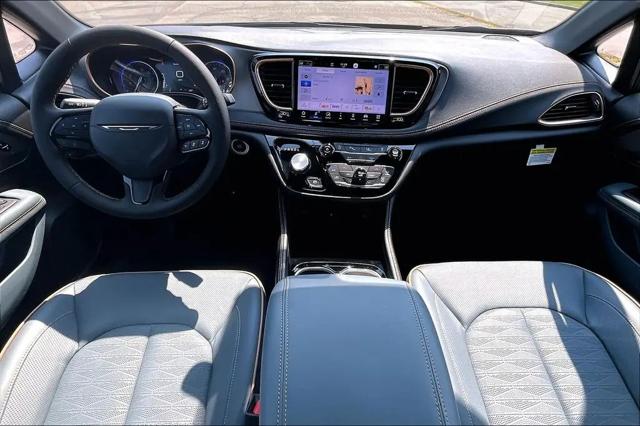 2027 Chrysler Pacifica Pinnacle