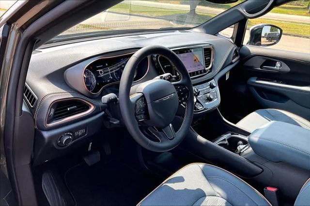 2027 Chrysler Pacifica Pinnacle