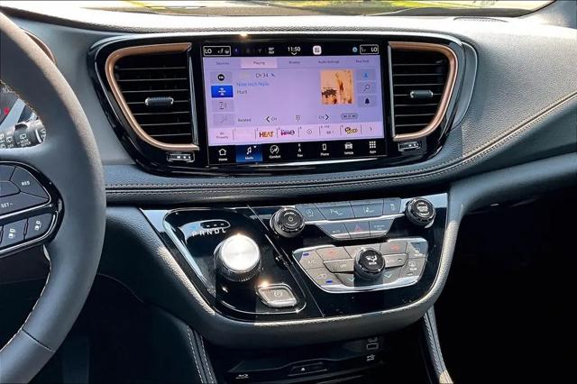 2027 Chrysler Pacifica Pinnacle