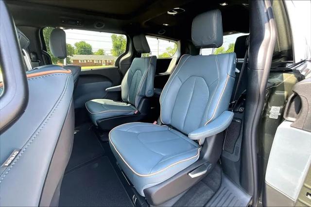 2027 Chrysler Pacifica Pinnacle