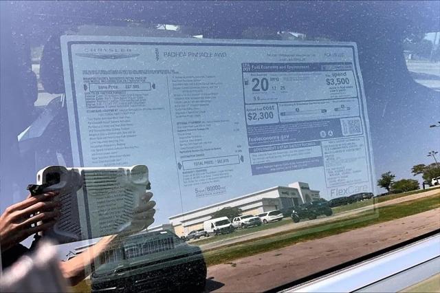 2027 Chrysler Pacifica Pinnacle