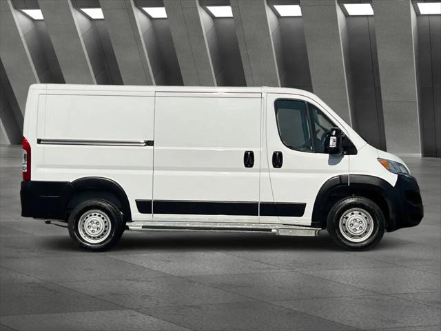 2025 Ram ProMaster 2500 Cargo Van Tradesman Low Roof 136 WB w/Pass Seat
