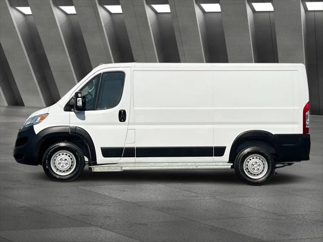 2025 Ram ProMaster 2500 Cargo Van Tradesman Low Roof 136 WB w/Pass Seat