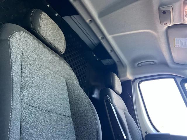 2025 Ram ProMaster 2500 Cargo Van Tradesman Low Roof 136 WB w/Pass Seat