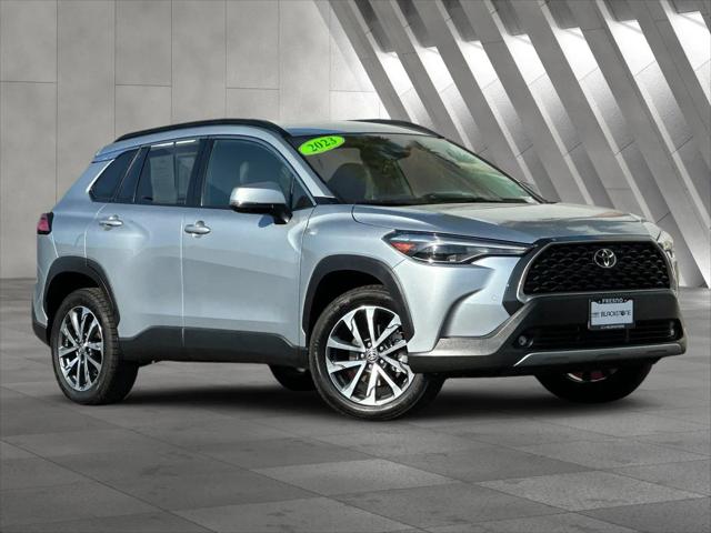 2023 Toyota Corolla Cross XLE for sale in Fresno, CA