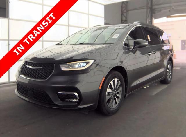 2020 Chrysler Pacifica Touring L for sale in Alvin, TX