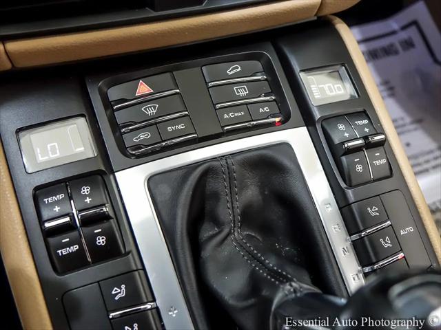 2020 Porsche Macan Macan