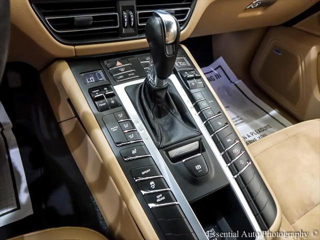 2020 Porsche Macan Macan