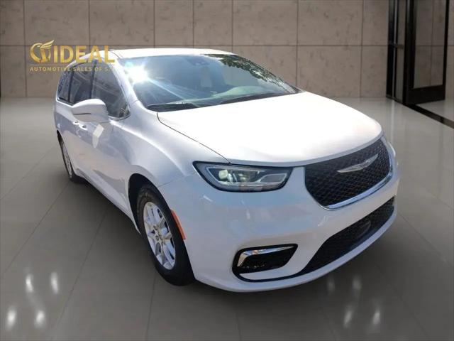 2022 Chrysler Pacifica Touring L for sale in Staten Island, NY