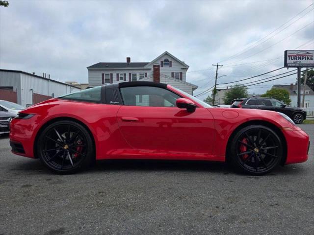 2021 Porsche 911 Targa 4S Heritage Design Edition