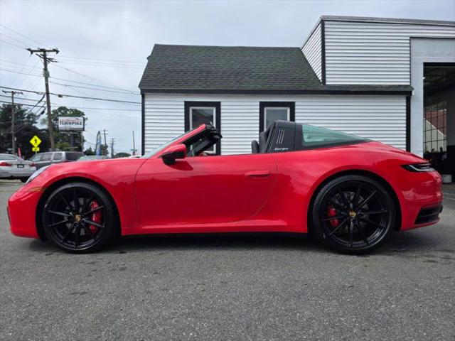 2021 Porsche 911 Targa 4S Heritage Design Edition