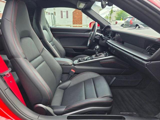 2021 Porsche 911 Targa 4S Heritage Design Edition